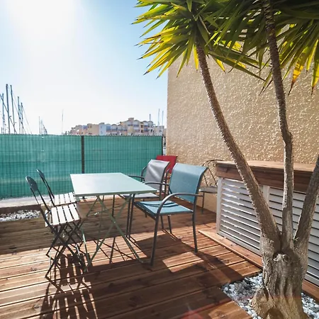 Le Grand Brigantin Apartment *